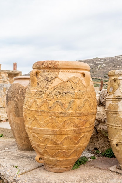 Alte Amphoren im Palast von Knossos auf der Insel Kreta, Griechenland