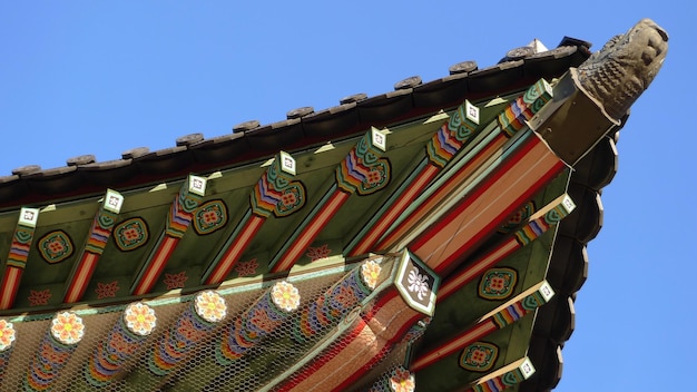 Alte chinesische architektonische Dachbänke