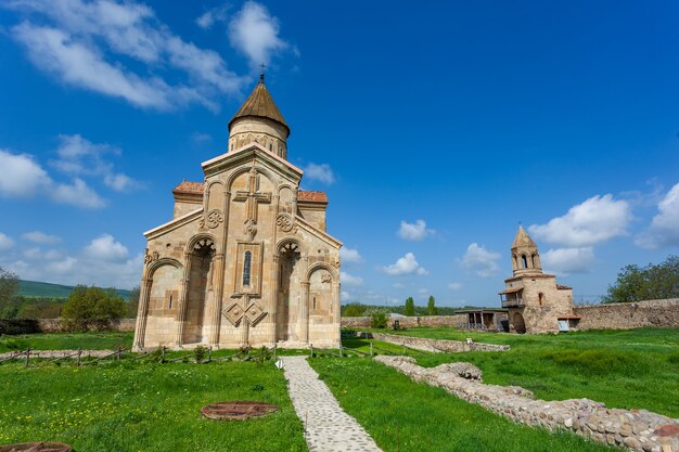 Alte orthodoxe Kirche im Dorf Samtavisi