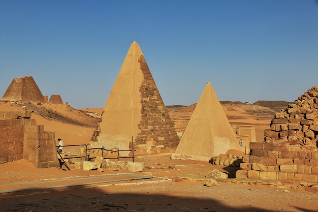 Alte Pyramiden von Meroe in der Wüste Sahara, Sudan