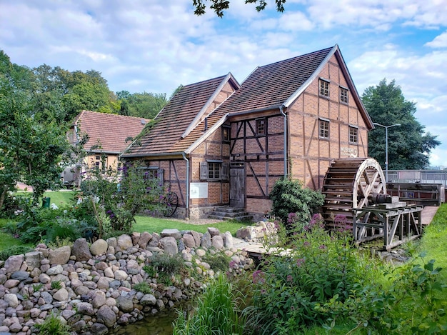 Alte Wassermühle altes europäisches Haus Deutschland Schwerin