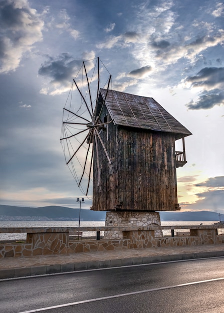 Alte Windmühle in Nessebar, Bulgarien