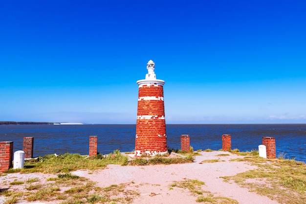 Alter Leuchtturm in der Ostsee