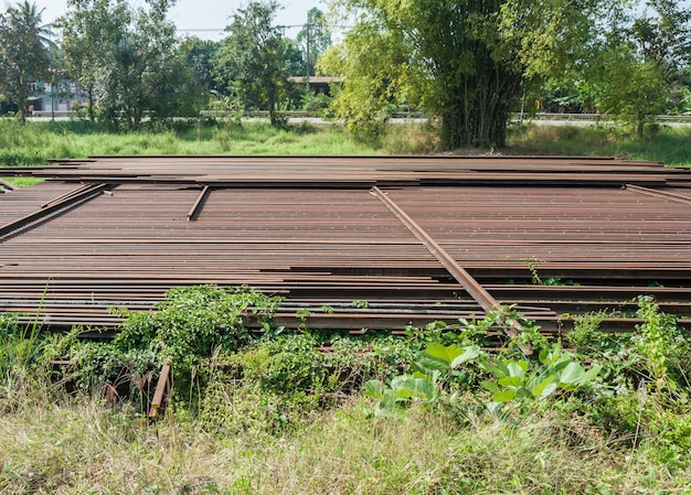 Foto alter schienenstapel