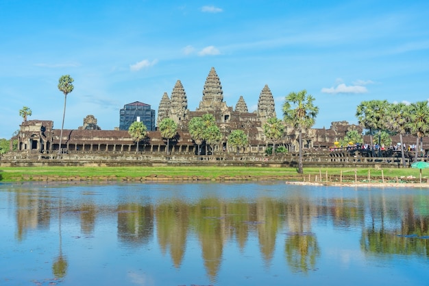 Alter Tempel Angkor Wat von über dem See. Siem Reap, Kambodscha