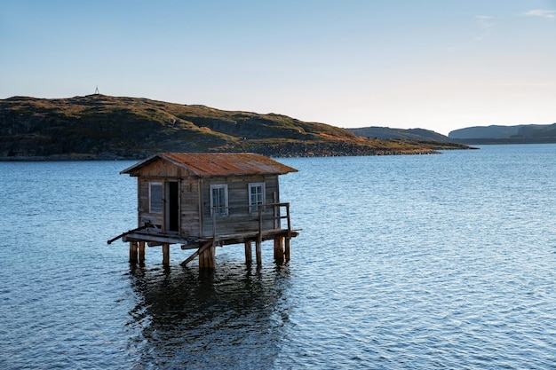 Altes Fischerhaus am Wasser Holzhaus am Wasser