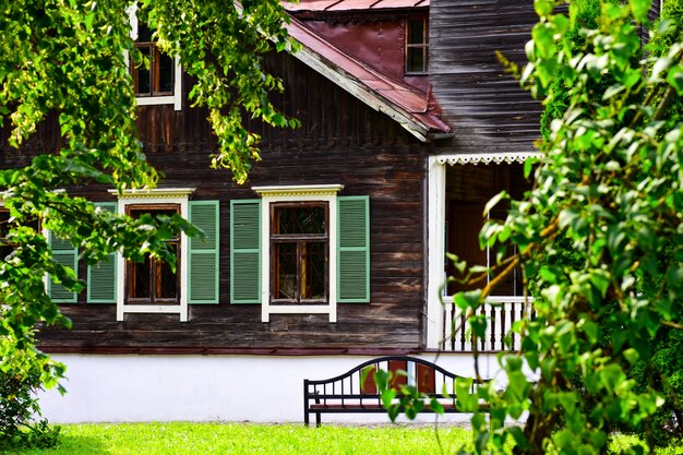 Foto altes haus im park