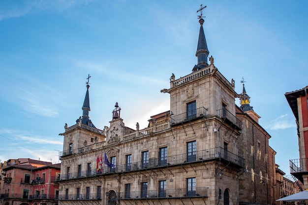 Altes Rathaus auf dem Hauptplatz in Leon Spanien