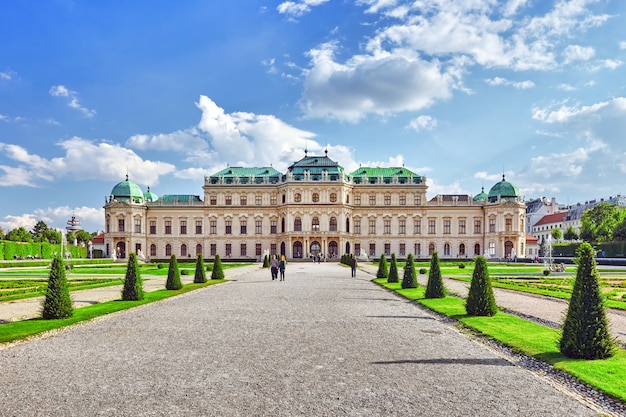 Alto Belvedere. Complejo del palacio principal Belvedere.Vienna. Austria.