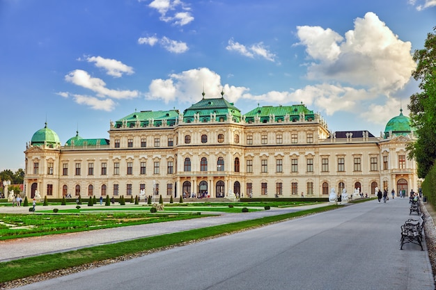 Alto Belvedere. Complejo del palacio principal Belvedere.Vienna. Austria.