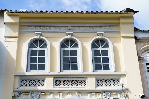 Altstadt von Phuket mit Gebäude chinesisch-portugiesische Architektur in der Altstadt von Phuket Phuket, Thailand.