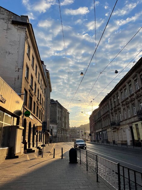 amanecer en el centro de Lviv