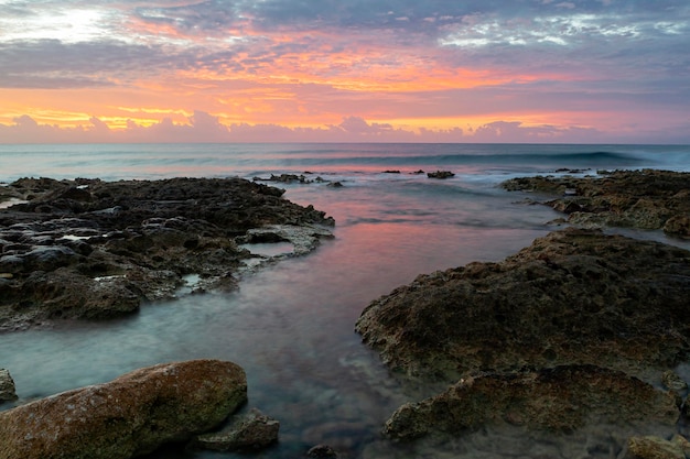 Amanecer en la costa caribeña...