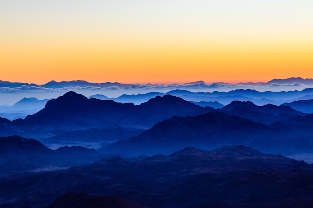 Amanecer en el monte Sinaí Península de Sinaí Egipto