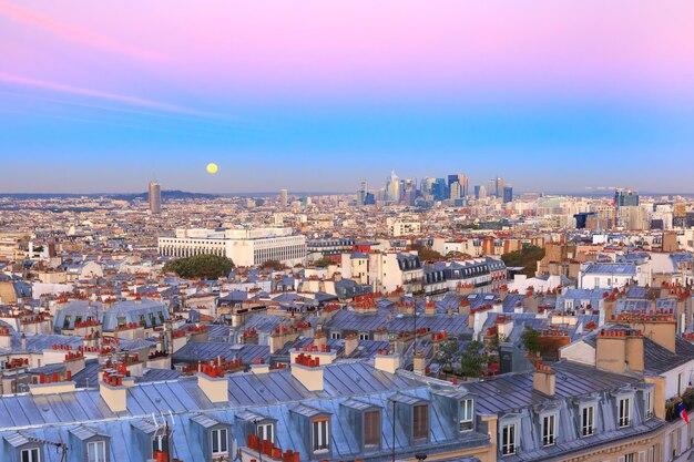 Amanecer en París Francia