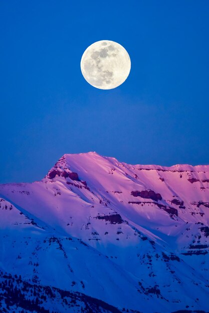 Foto el amanecer sobre el monte timpanogos