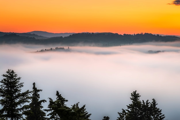 Amanecer sobre Val d'Orcia