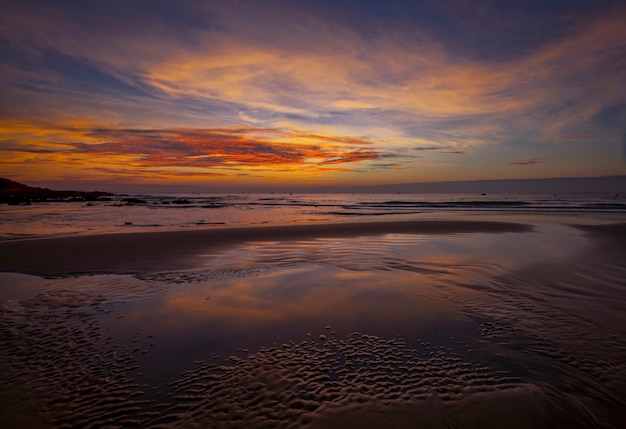 Amaneceres en la costa de Vietnam del Sur