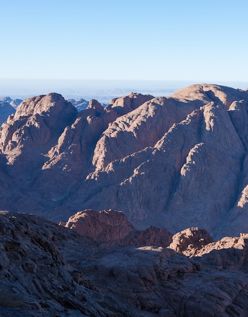 Amazing Sunrise at Sinai Mountain Schöne Morgendämmerung in Ägypten Schöne Aussicht vom Berg