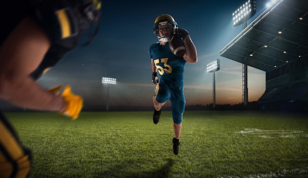 American Football American Football-Spieler im professionellen Sportstadion