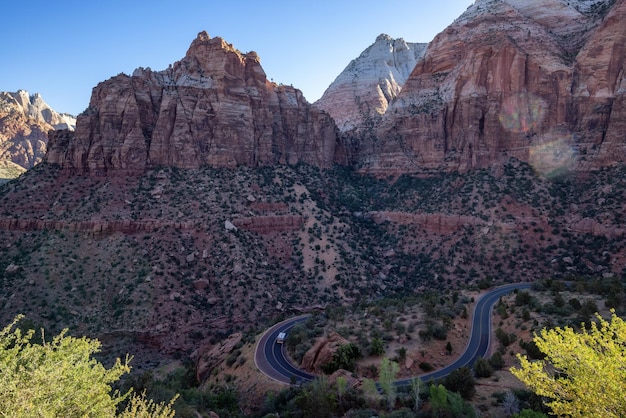 Amerikanische Berglandschaft sonniger Morgenhimmel Zion Nationalpark