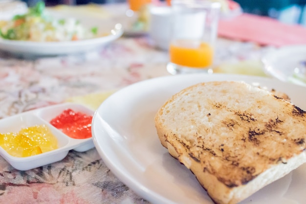 Amerikanisches frühstück für jeden tag in ihrem leben