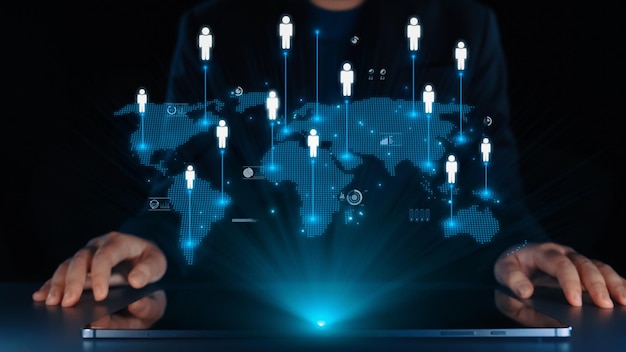 Ampliación de las oportunidades de las personas La creación de redes para el éxito empresarial UUID