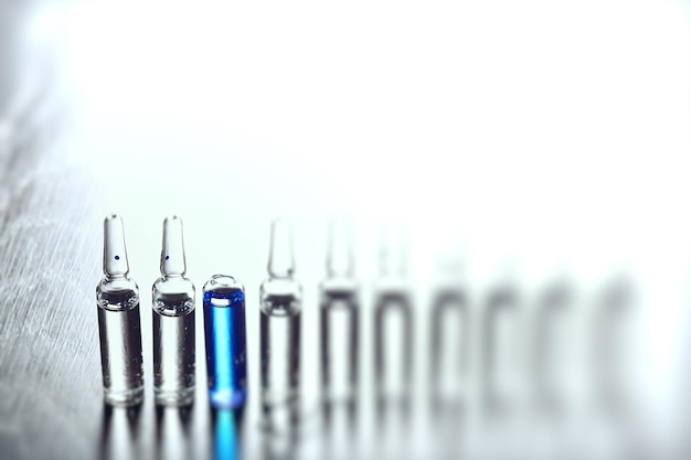 Ampullenmedizinimpfstoffkonzept, abstrakter Hintergrund, Impfvirusschutz