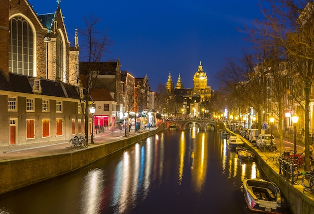 Amsterdam in der Nacht