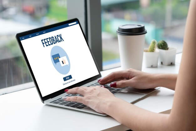 Análisis de comentarios y reseñas de clientes mediante software informático moderno para negocios corporativos
