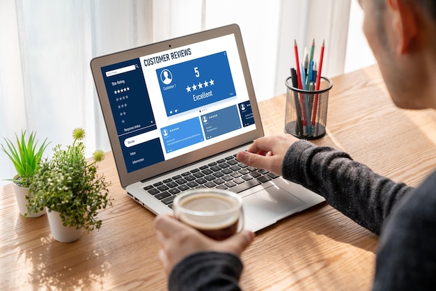 Análisis de la experiencia del cliente y la revisión por software informático moderno para negocios corporativos