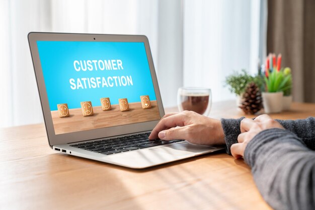 Análisis de la satisfacción y la evaluación de los clientes en la computadora de software de moda