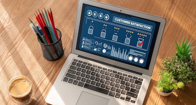 Análisis de la satisfacción y la evaluación de los clientes en la computadora de software de moda