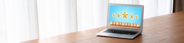 Análisis de la satisfacción y la evaluación de los clientes en la computadora de software de moda