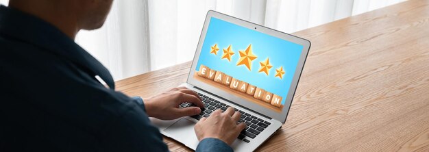Análisis de la satisfacción y la evaluación de los clientes en la computadora de software de moda