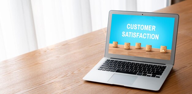 Análisis de la satisfacción y la evaluación de los clientes en la computadora de software de moda