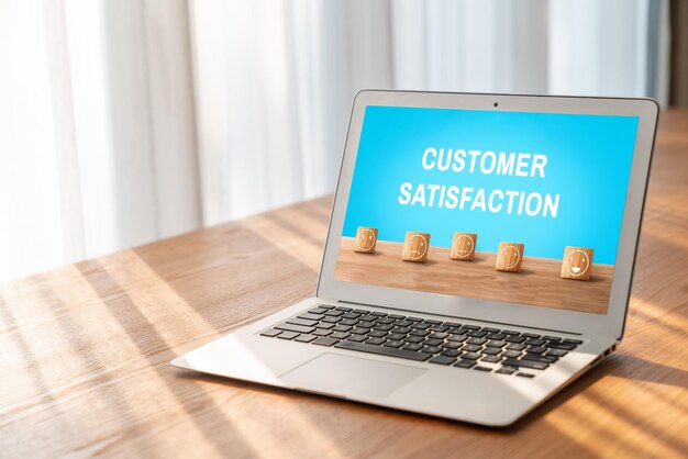 Análisis de la satisfacción y la evaluación de los clientes en la computadora de software de moda