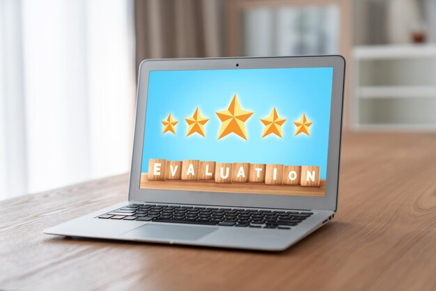 Análisis de la satisfacción y la evaluación de los clientes en la computadora de software de moda
