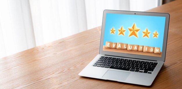 Análisis de la satisfacción y la evaluación de los clientes en la computadora de software de moda