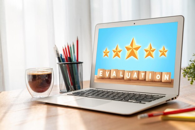 Análisis de la satisfacción y la evaluación de los clientes en la computadora de software de moda