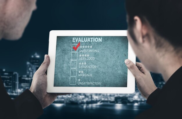 Análisis de la satisfacción y la evaluación de los clientes en la computadora de software modish para la planificación de la estrategia de marketing