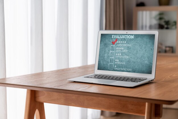 Análisis de la satisfacción y la evaluación de los clientes en la computadora de software modish para la planificación de la estrategia de marketing