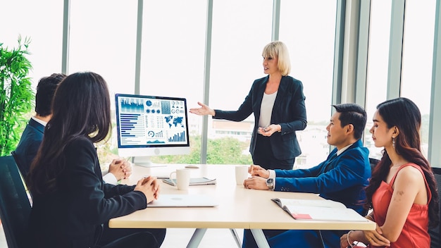 Análisis de tableros de datos comerciales mediante un ingenioso software informático