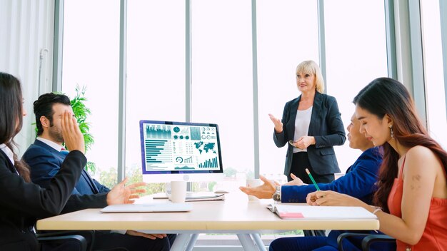 Análisis de tableros de datos comerciales mediante un ingenioso software informático