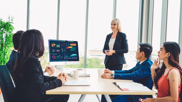 Análisis de tableros de datos comerciales mediante un ingenioso software informático