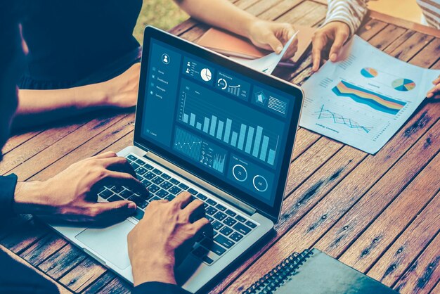 Análisis de tableros de datos comerciales mediante un ingenioso software informático