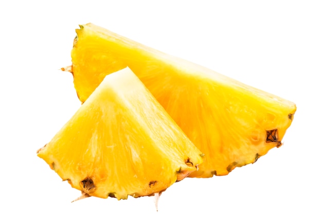 Ananasscheibe isoliert auf weiß