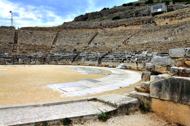 Anfiteatro em um sítio arqueológico