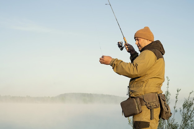 Angelrute See Fischer Männer Sport Sommerköder Sonnenuntergang Wasser im Freien Sonnenaufgang Fisch