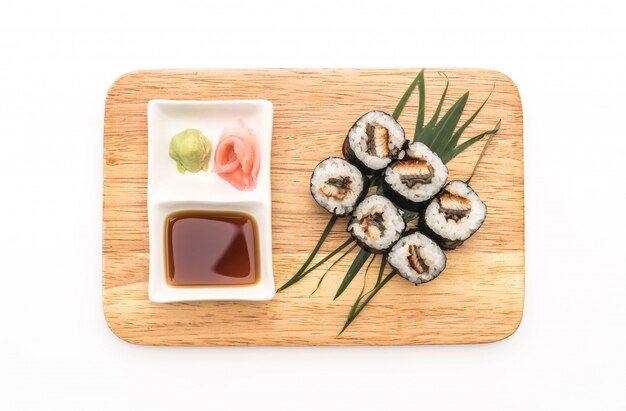 anguila maki sushi- estilo de comida japonesa